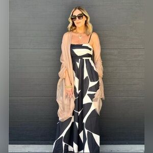 HUTCH Ottie Black and White Geometric Spaghetti Straps Jumpsuit - Medium